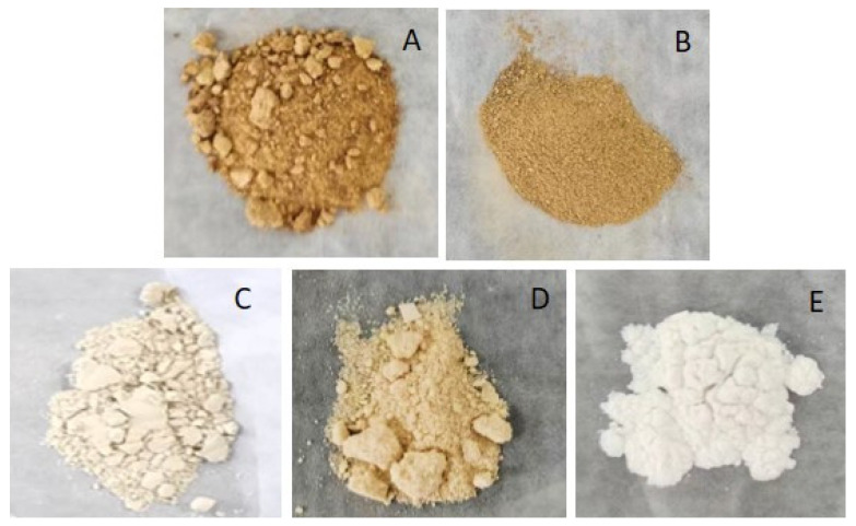The images of IHRPs purified by different methods: (A) sevage method; (B) 500 Da membrane filtration; (C) column chromatography; (D) 4% activated carbon adsorption; (E) 8% activated carbon adsorption.