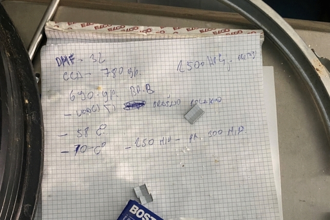 Handwritten notes on the synthesis procedure found at the clandestine laboratory (Picture by the Zurich Forensic Science Institute)