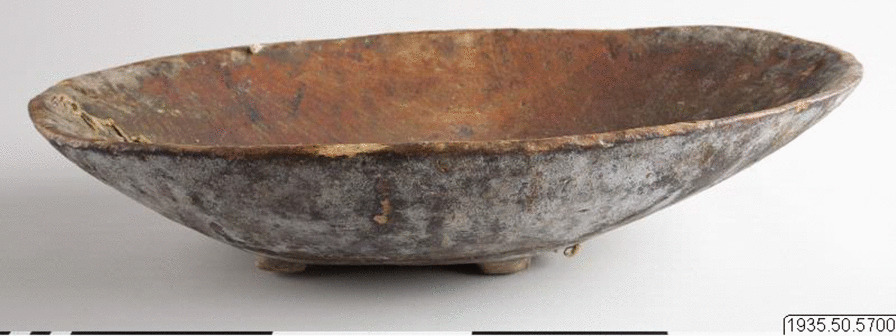Trough made of poplar wood used in a Loptuq fisherman’s household. Collected by Georg Söderbom in Charchak at Kum-darya during the Hedin expedition in May 1934 (Hedin-Bendix Collection, Museum of Ethnography, Stockholm)